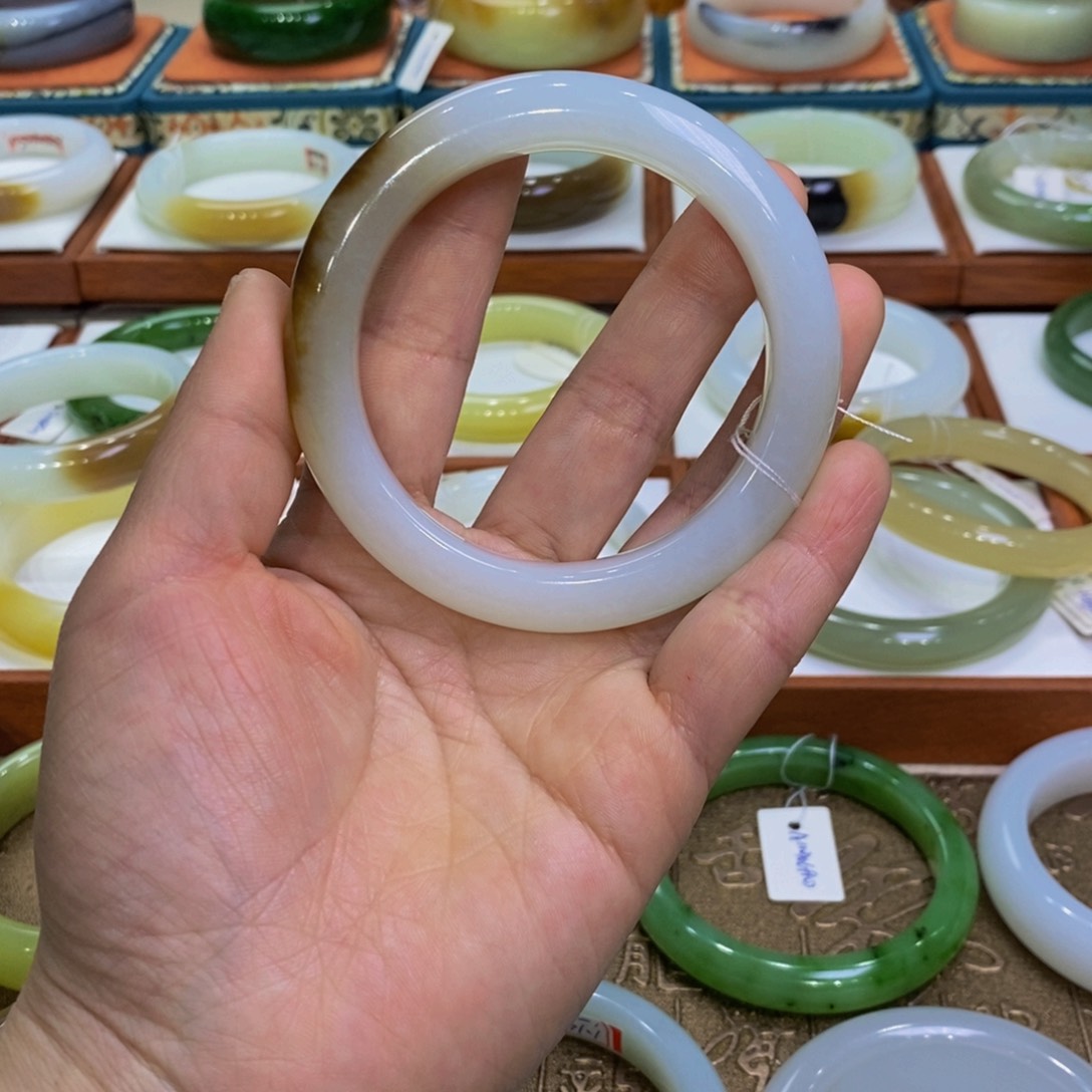 和田玉手镯未镶嵌新疆糖白58.59