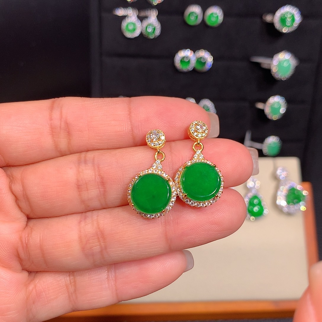 翡翠耳饰银S925镶嵌多样性