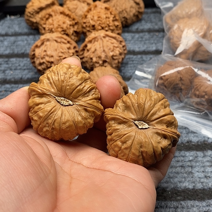 文玩核桃把件全品南瓜墩44尺