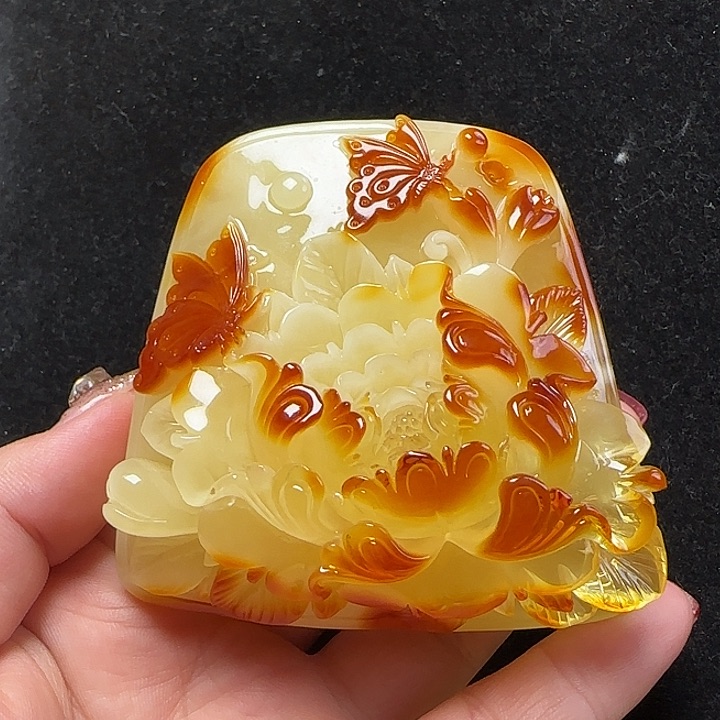 蜜蜡珠宝奇石未镶嵌