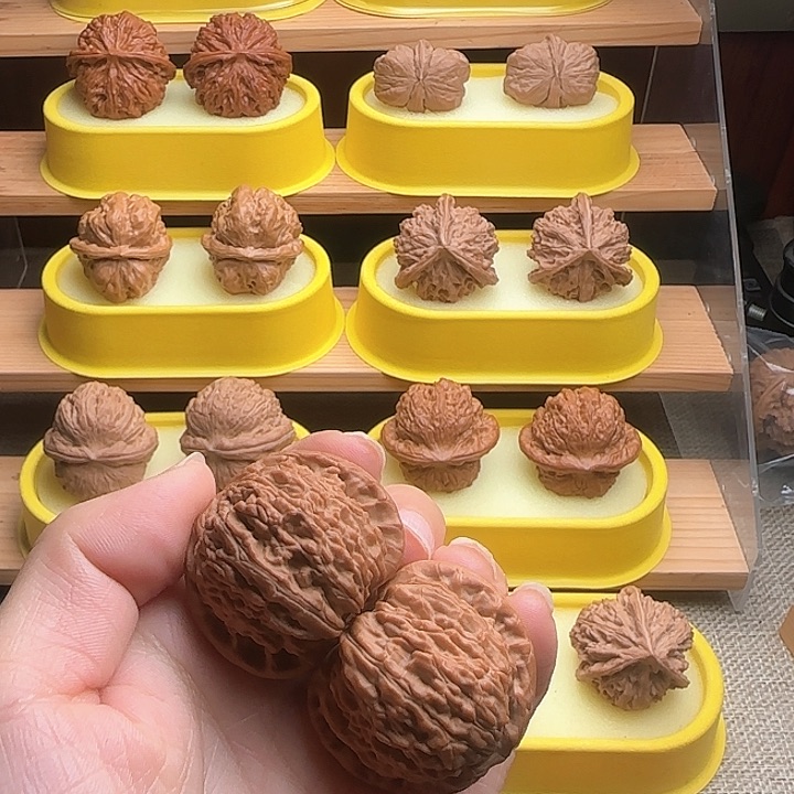 吊坠文玩核桃白狮子