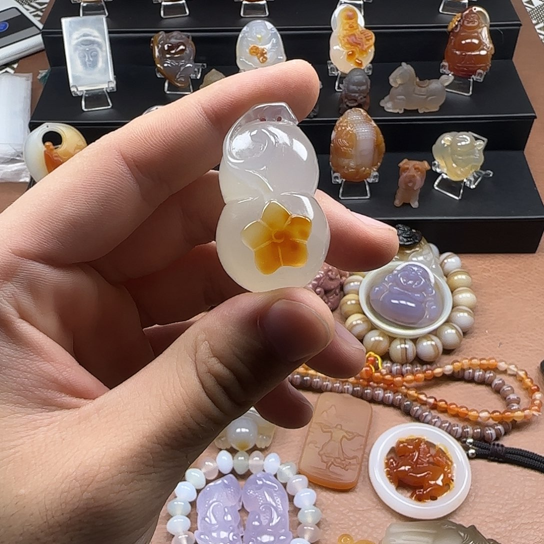 玛瑙/玉髓未镶嵌吊坠(不含链)