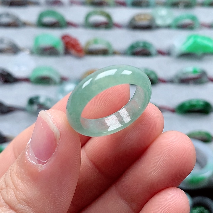 翡翠戒指未镶嵌17-18号