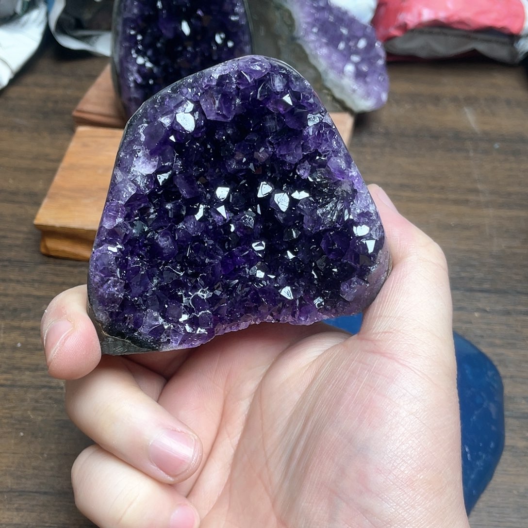 紫晶大型摆件（非配饰）未镶嵌