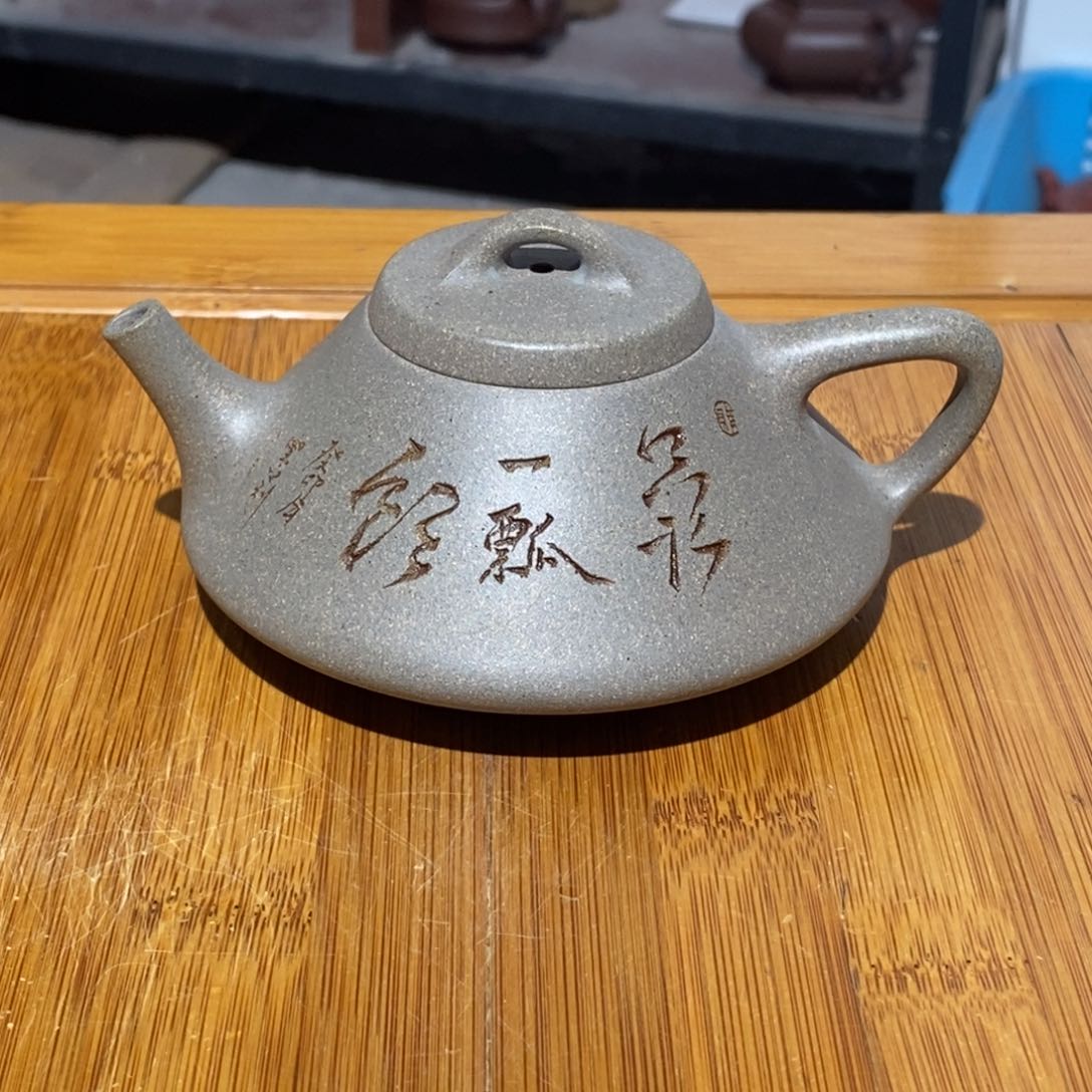 茶壶紫砂紫砂壶。紫砂壶。