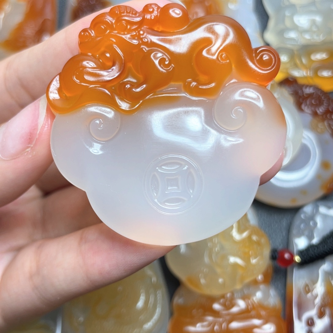 专***u未镶嵌颈饰玛瑙/玉髓