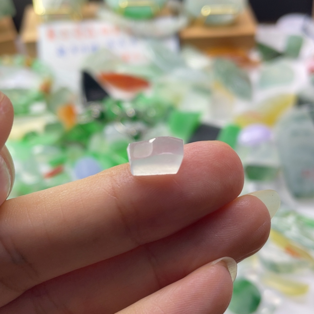 定制翡翠未镶嵌天然缅甸翡翠