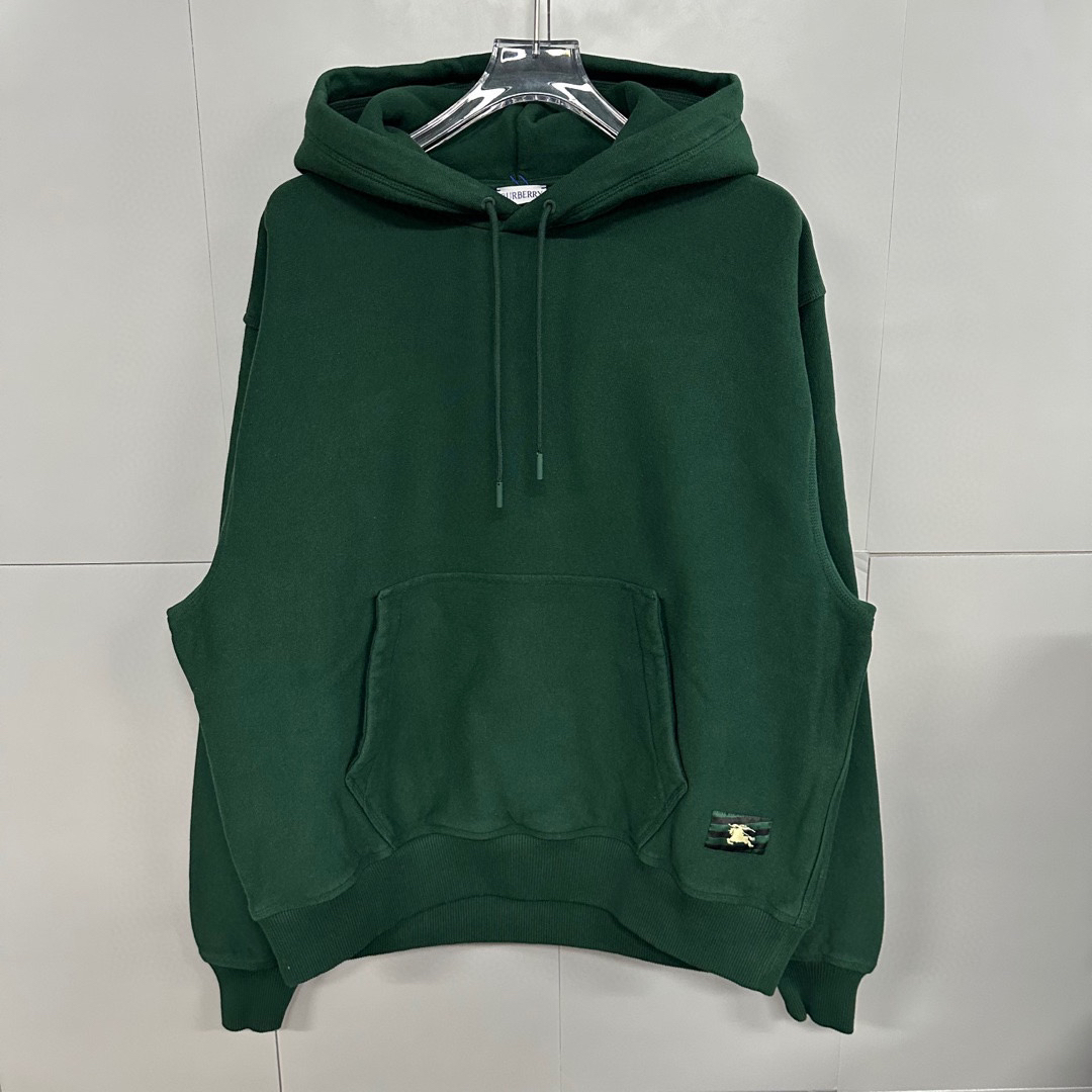 全新未使用 BURBERRY/博柏利  战马徽标连帽口袋卫衣 M码 D14900