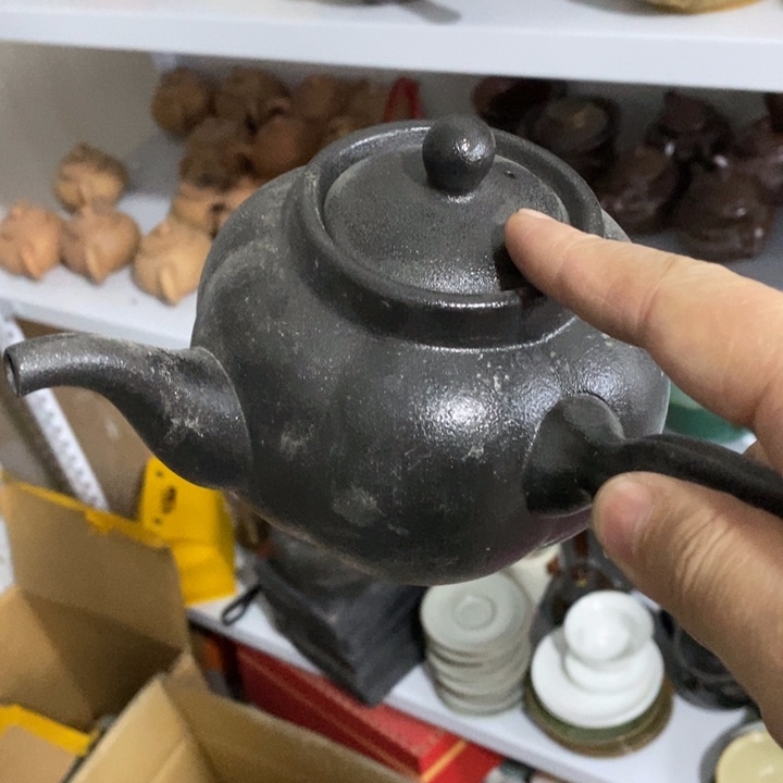 陶瓷艺术品及陶瓷壶