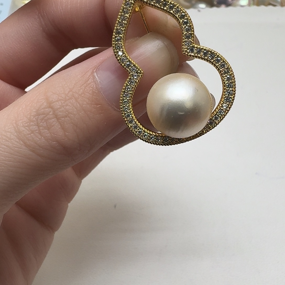 未镶嵌拼合珍珠（马贝珠）手镯