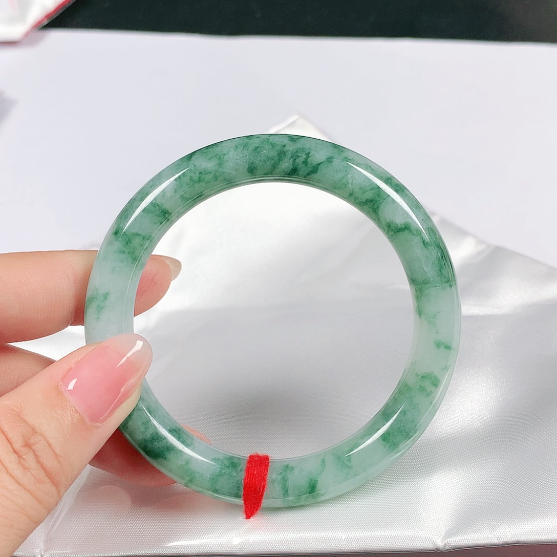 翡翠手镯未镶嵌54圈圆2487