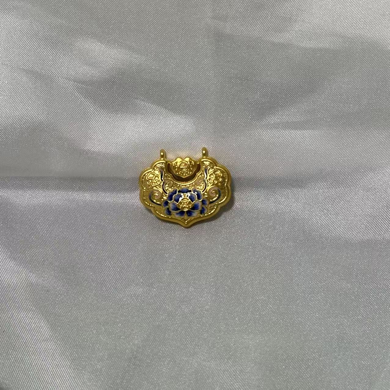 【足金999】锁包挂坠 5D（编26010014 26010015）