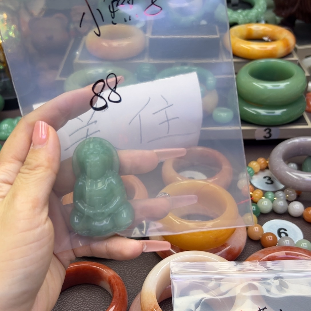 未镶嵌手镯石英岩玉小****）