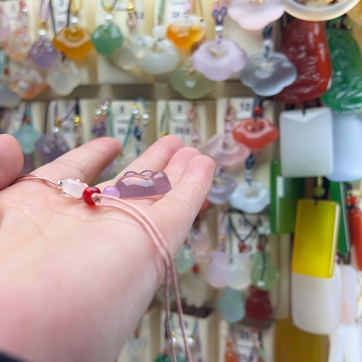 发***^玛瑙/玉髓未镶嵌颈饰