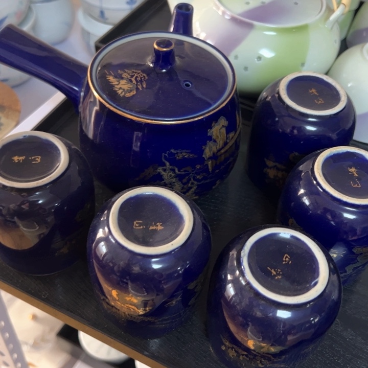 盖碗瓷器直播放漏中