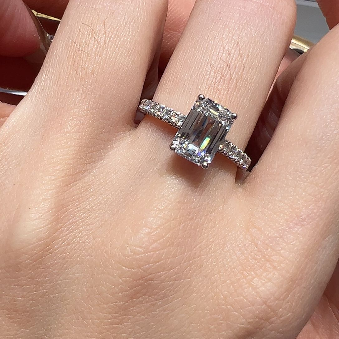 实验室培育钻石18K金镶嵌娇*&@@00021848