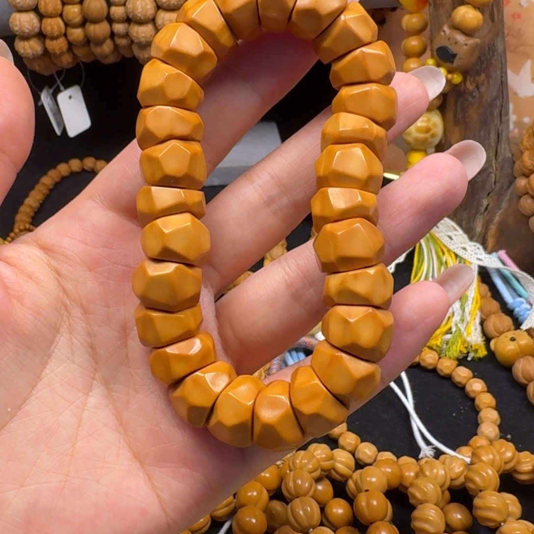 露***吖核桃手串/手链大肠无相手串