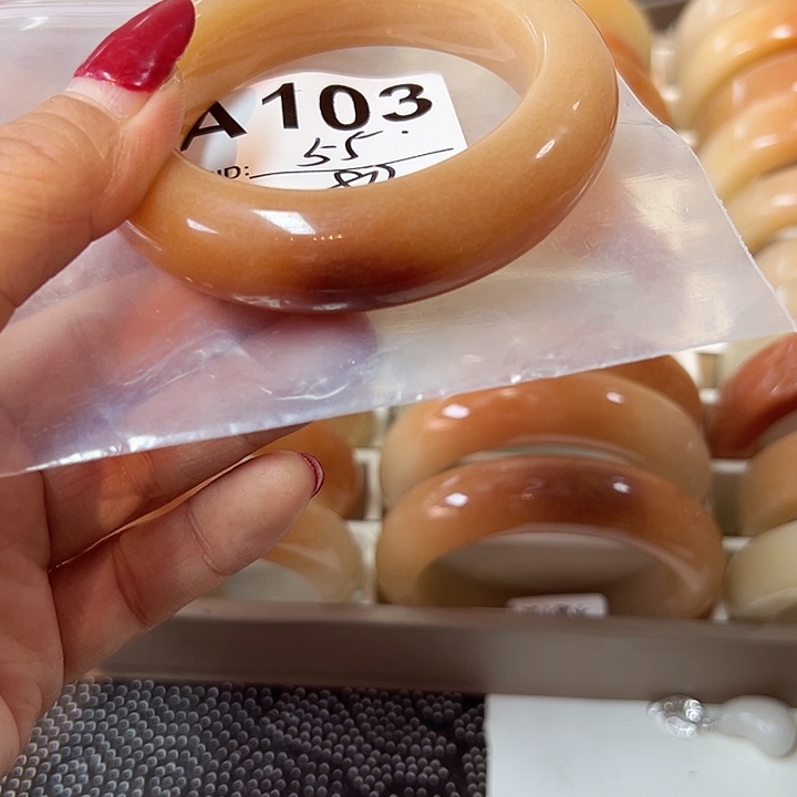 石英质玉手镯合金