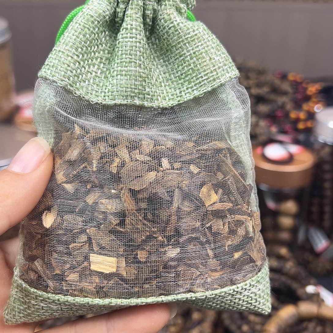 沉香碎屑沉香奇楠沉香小碎料车挂12克