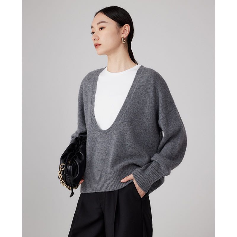 【绒起】秋季女士新款宽松休闲大U领设计针织外穿套头衫X315