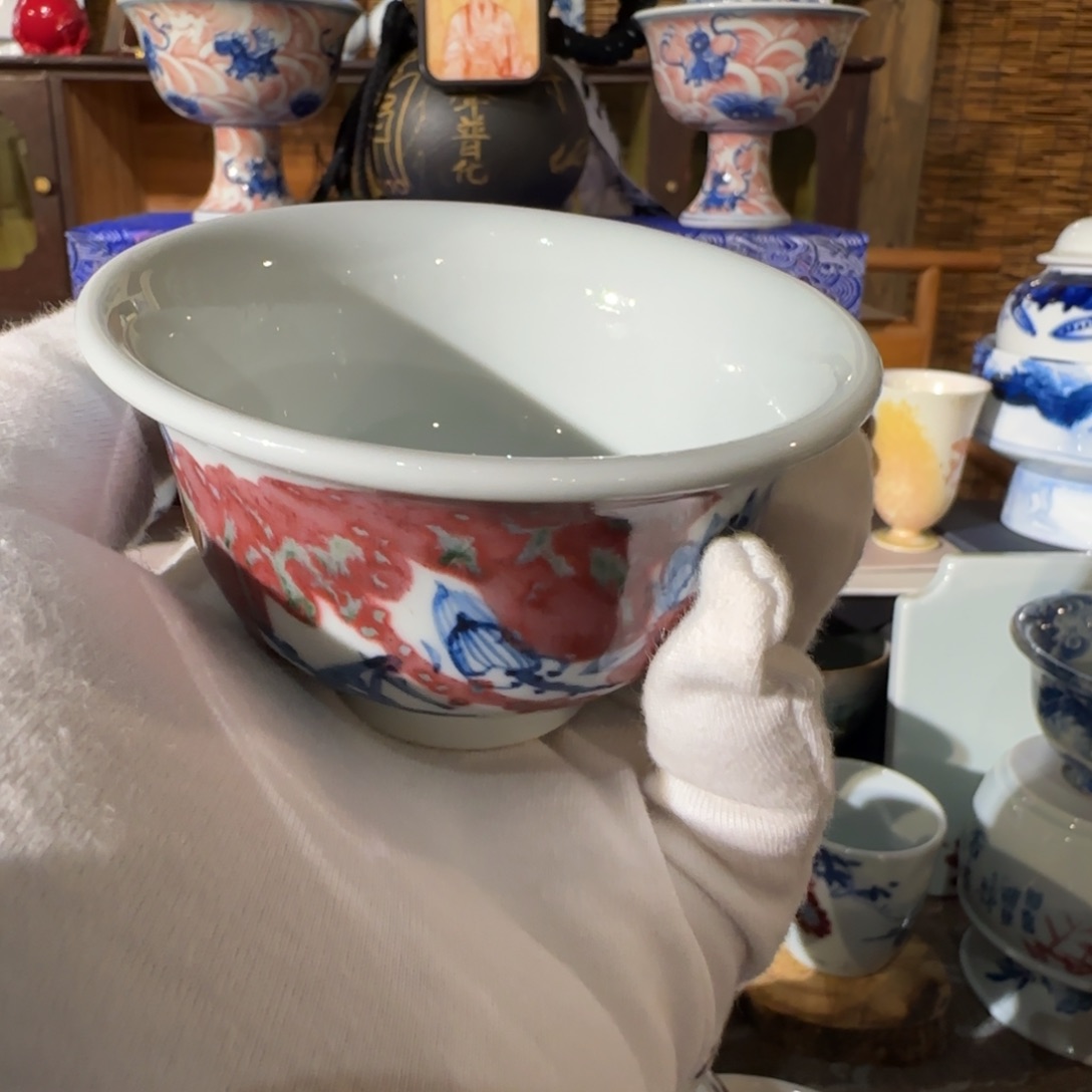 瓷手绘青花釉里红压手杯大