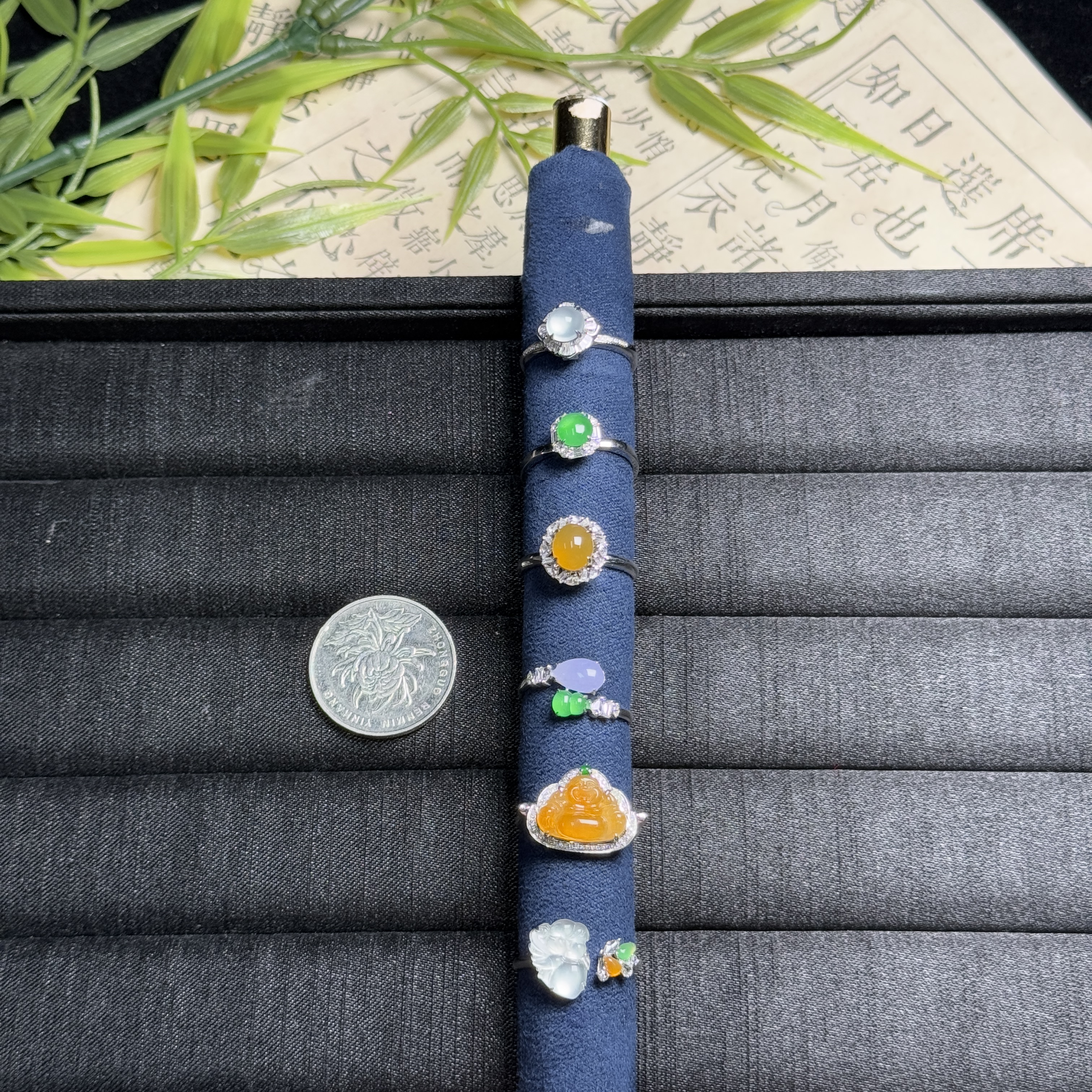 思懿珠宝   18K翡翠戒指-9800-1-XMG-多样性发一（紫色有色差）