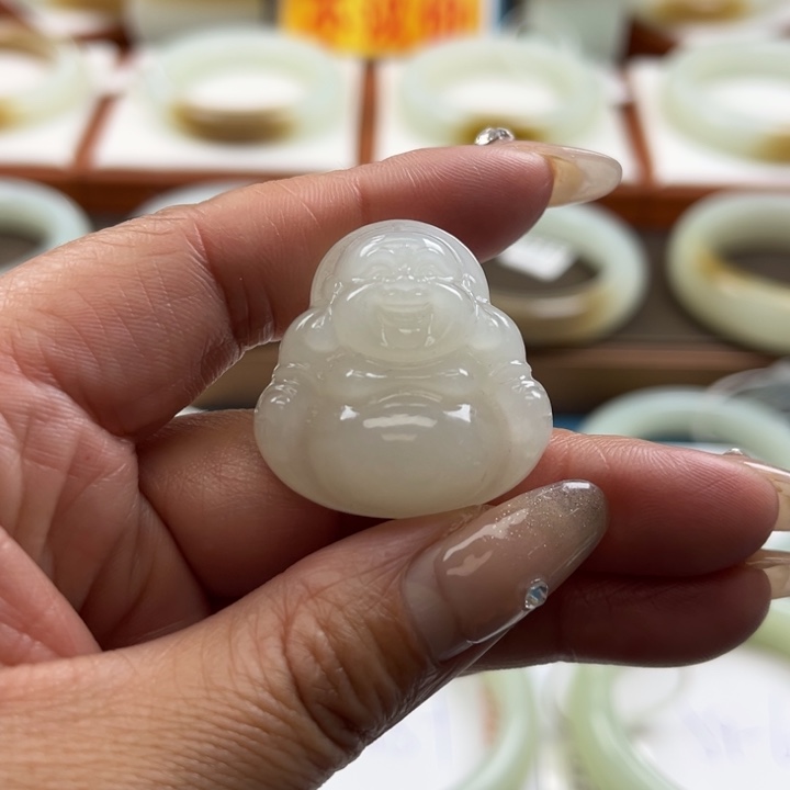 和田玉吊坠未镶嵌