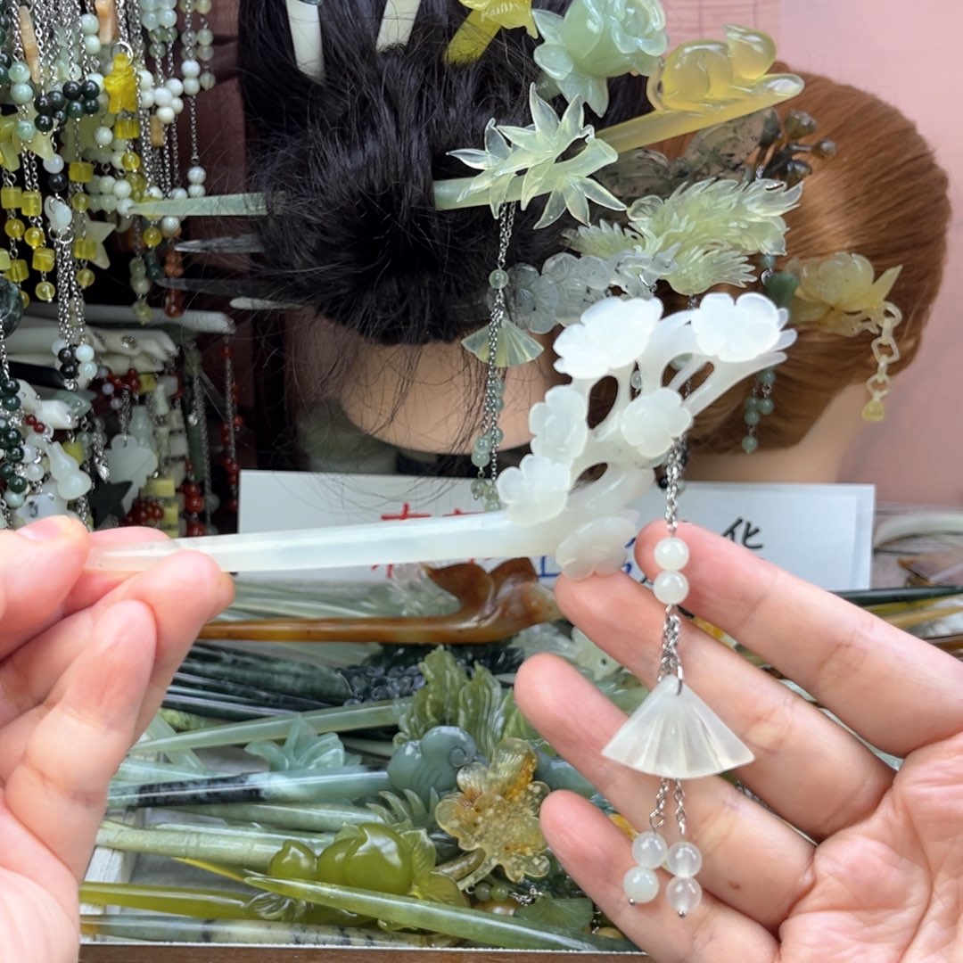 蛇纹石玉发饰未镶嵌总长16厘米左右