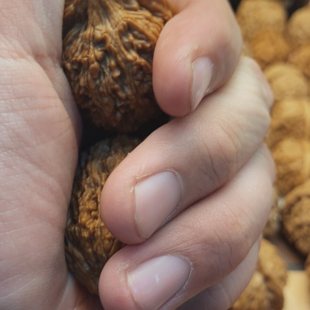 文玩核桃吊坠黑*蒜头