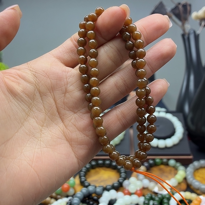 大***H和田玉未镶嵌手串