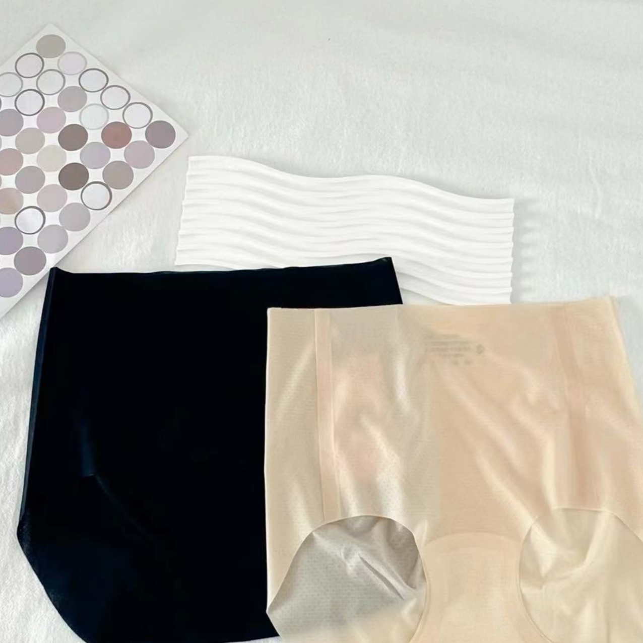 女士冰丝无痕中高腰收腹短裤亲子(一组2条不挑颜色)B2423