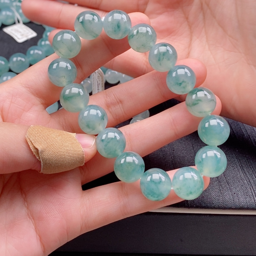 星***2翡翠未镶嵌手串珠宝