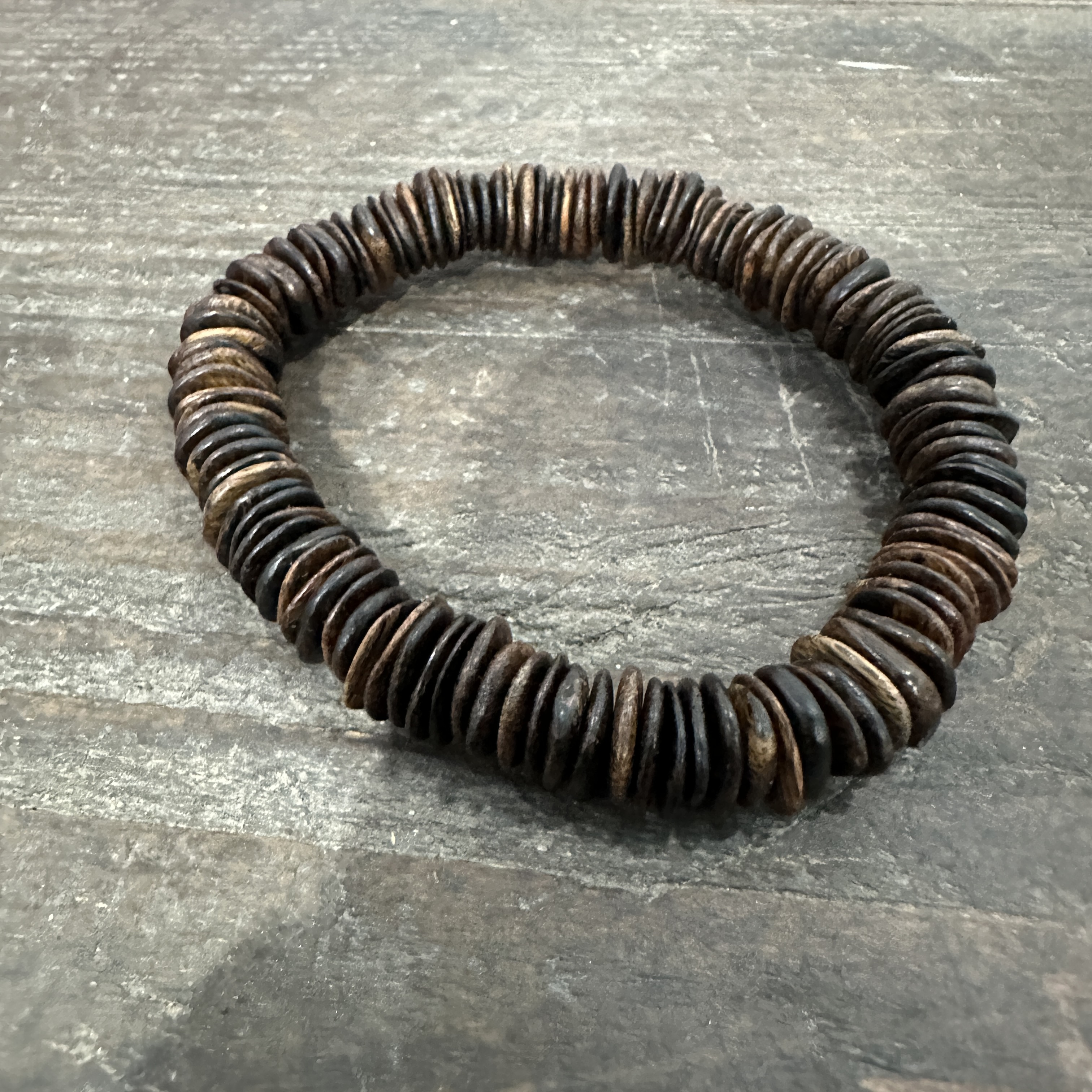 增香沉香木MJW0758精品手串（配礼盒）