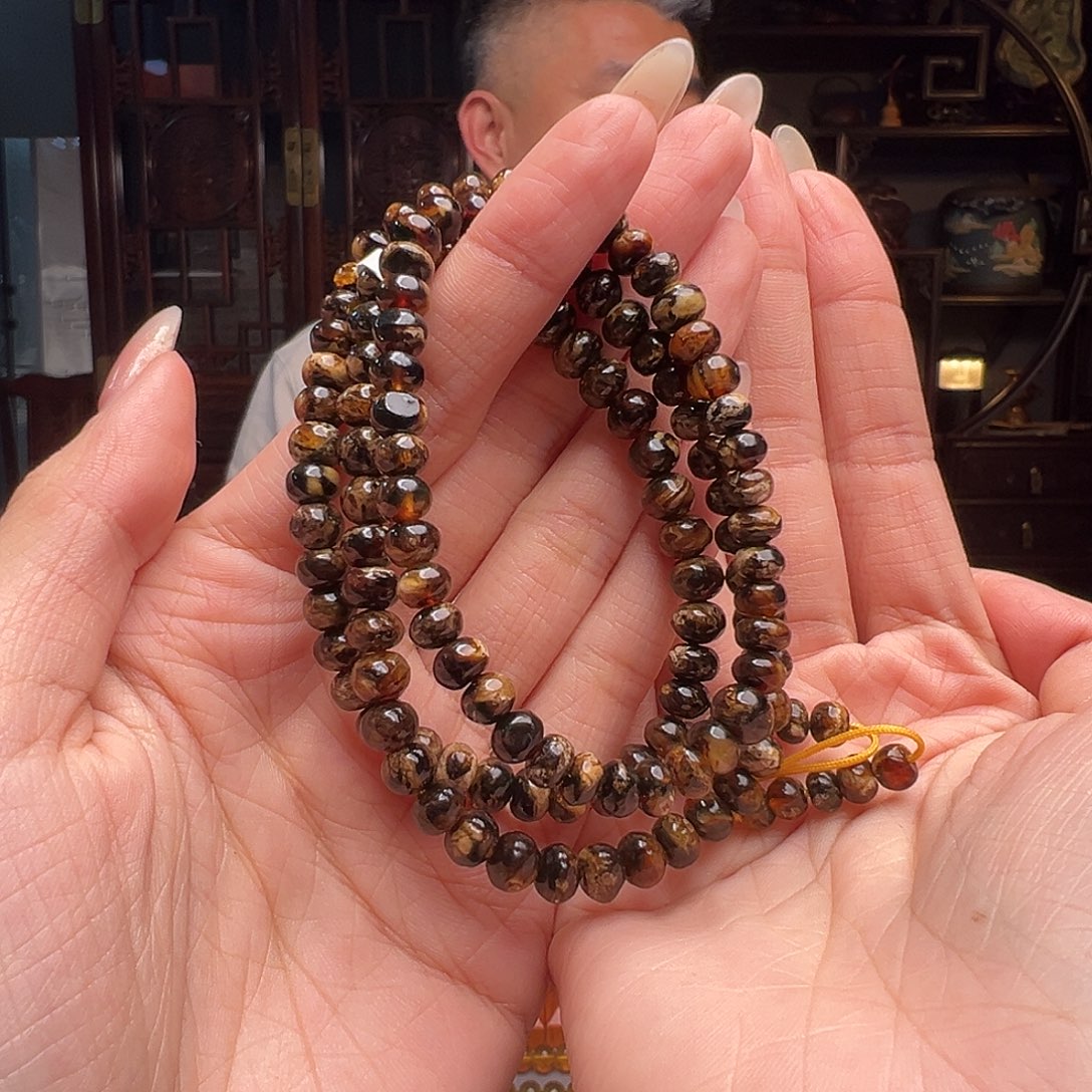 琥珀裸石未镶嵌抚顺琥珀20503。6mm