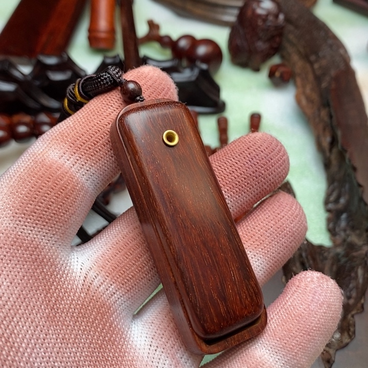 三***郎檀香紫檀（小叶紫檀）