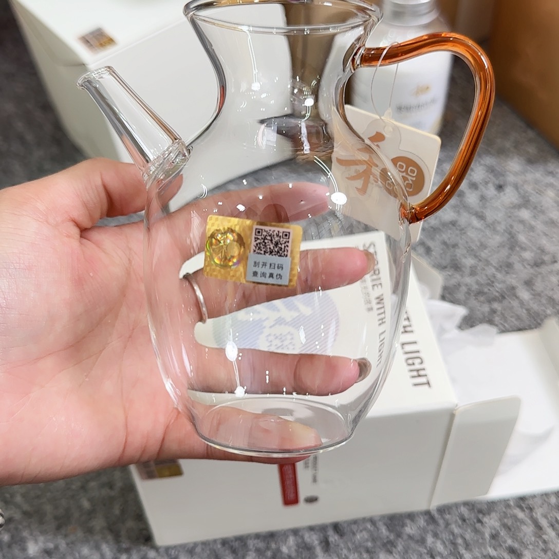 禾器琥珀色昭然公道杯