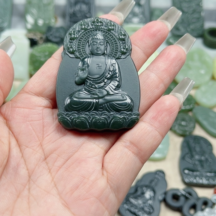 和田玉未镶嵌颈饰