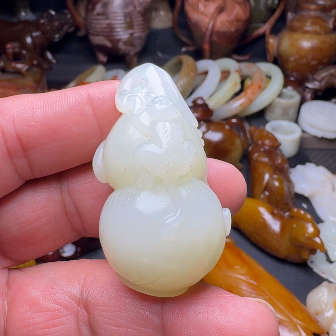 和田玉挂件未镶嵌