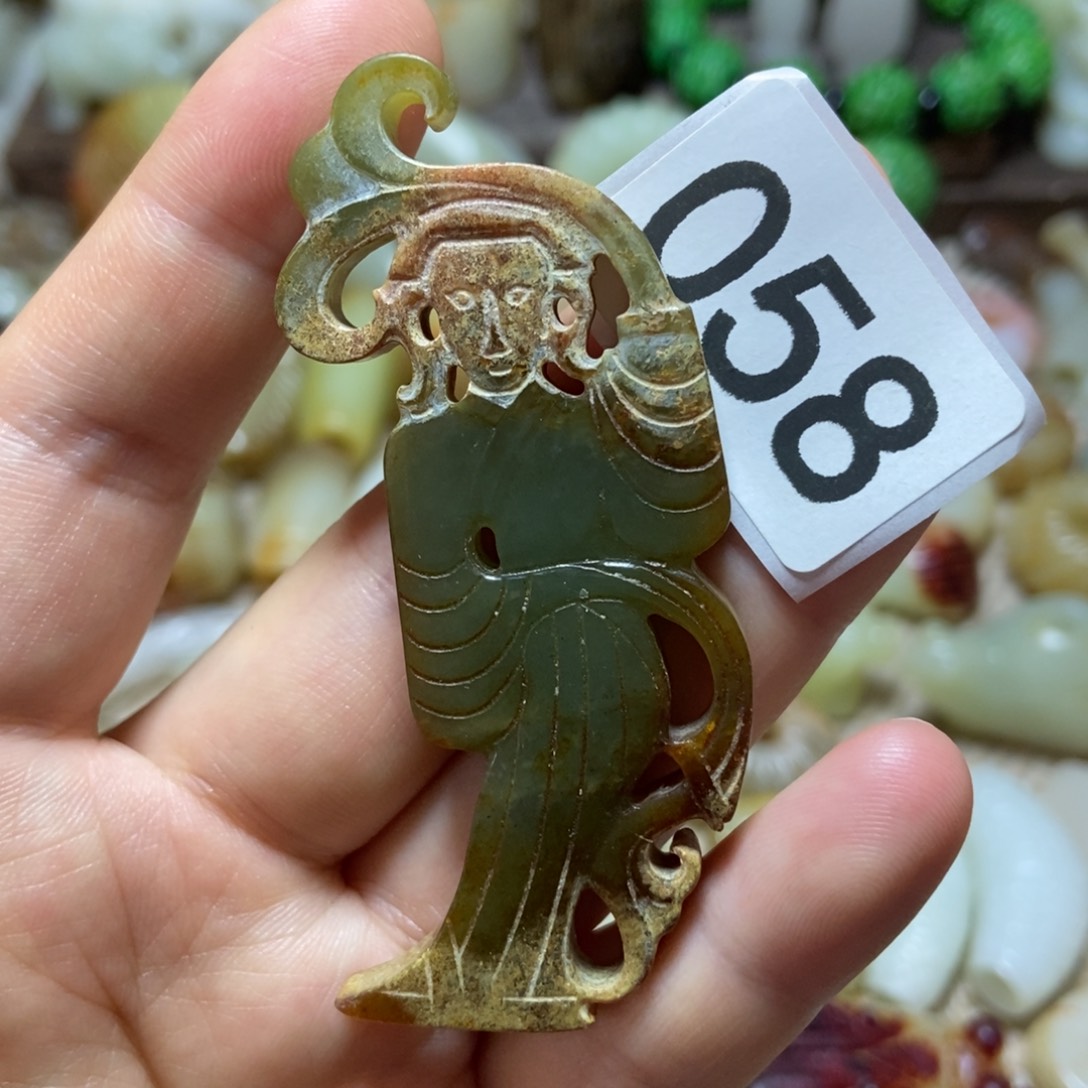 和田玉未镶嵌挂件