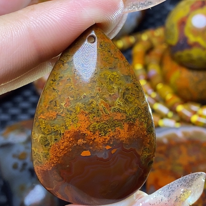 玛瑙/玉髓颈饰未镶嵌