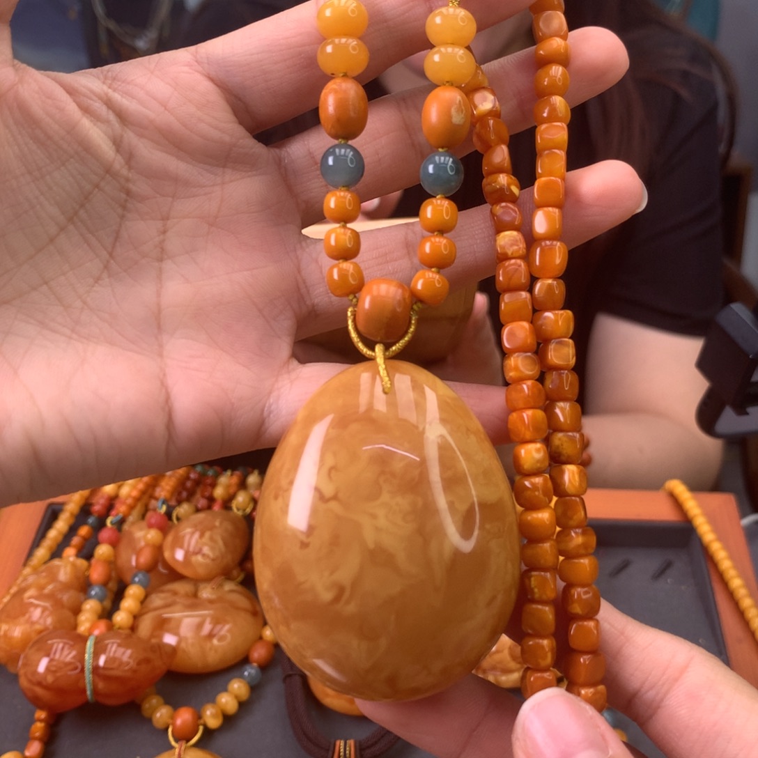 蜜蜡颈饰未镶嵌天然