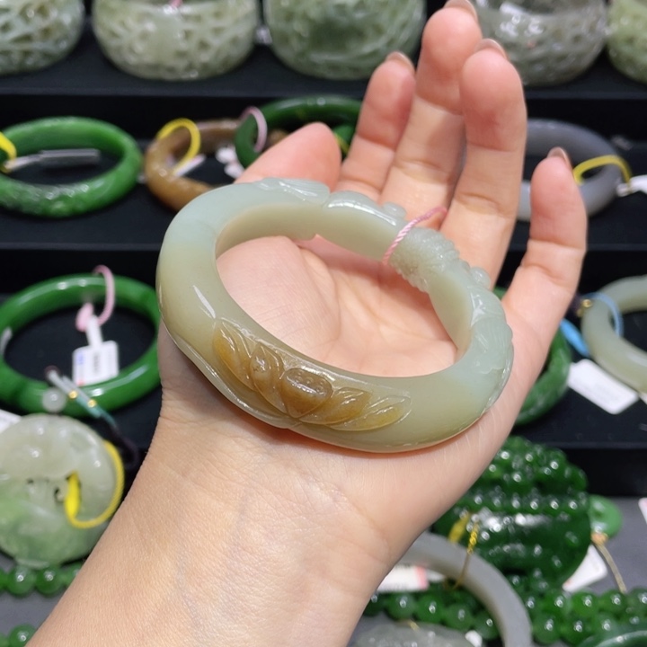 和田玉手镯54+圈口 编号89未镶嵌