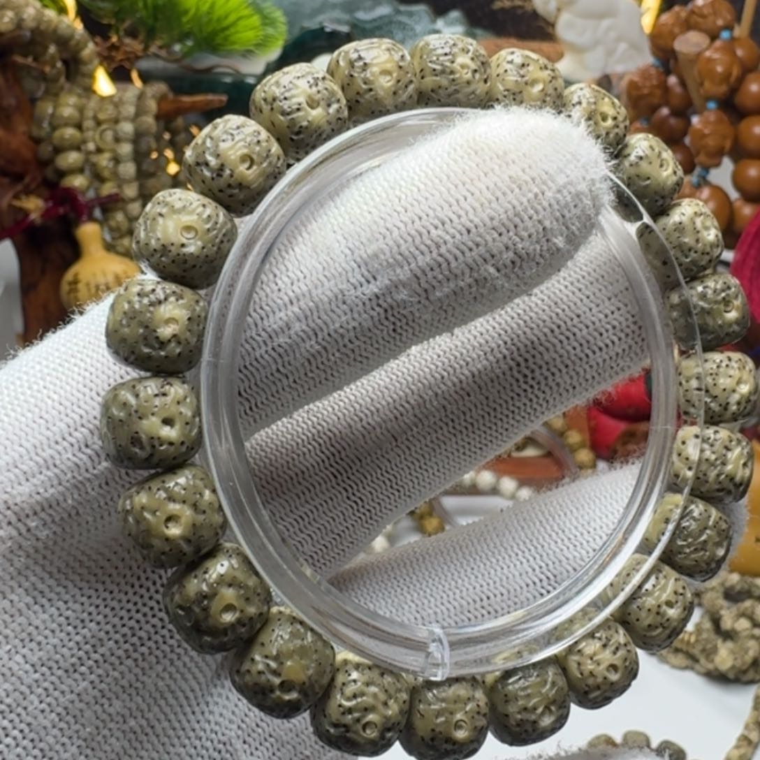 星月菩提手串3号车尺寸10.9石玉龙须单圈