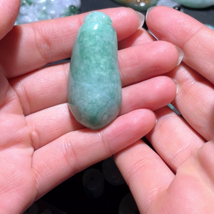 【闪购商品】翡翠颈饰未镶嵌天然翡翠