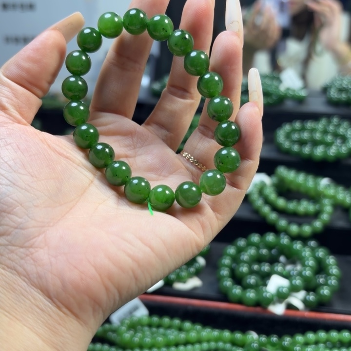 和田玉（碧玉）未镶嵌手链9.5