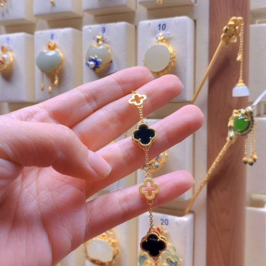 和田玉银S925镶嵌颈饰