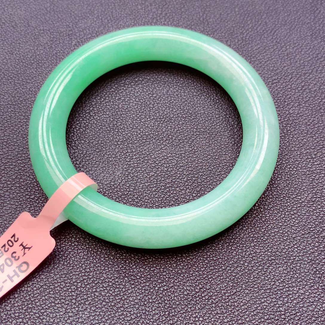 _***_翡翠未镶嵌手镯翡翠定金