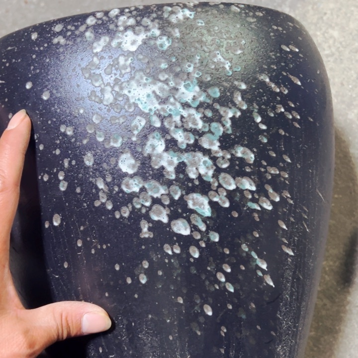 紫砂花盆高约30口约25