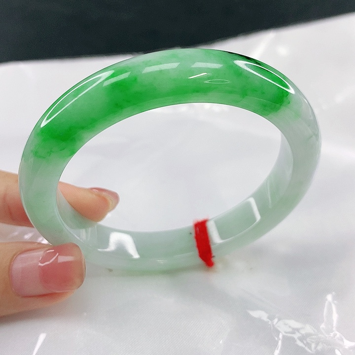 翡翠未镶嵌手镯圈53.8，19051