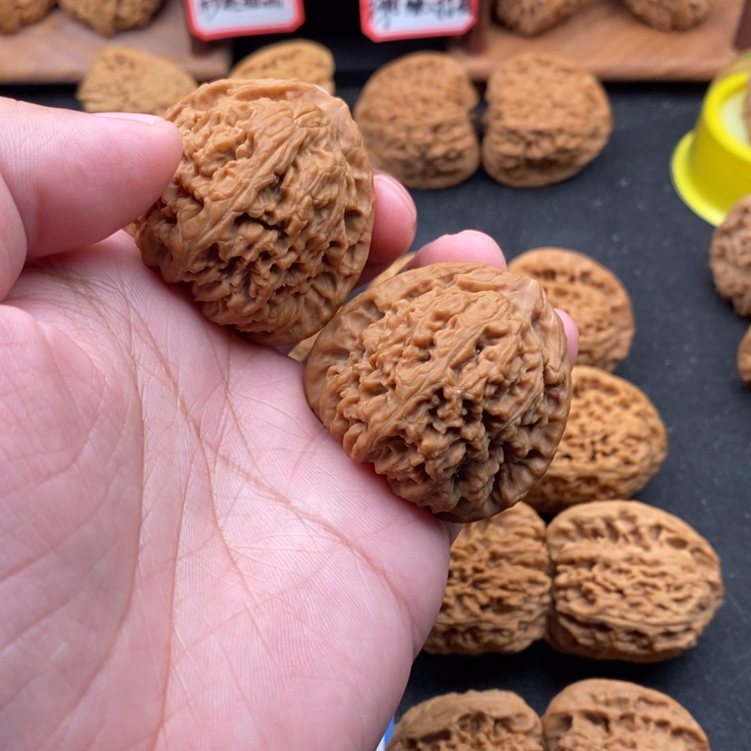 文玩核桃把件从**白好好